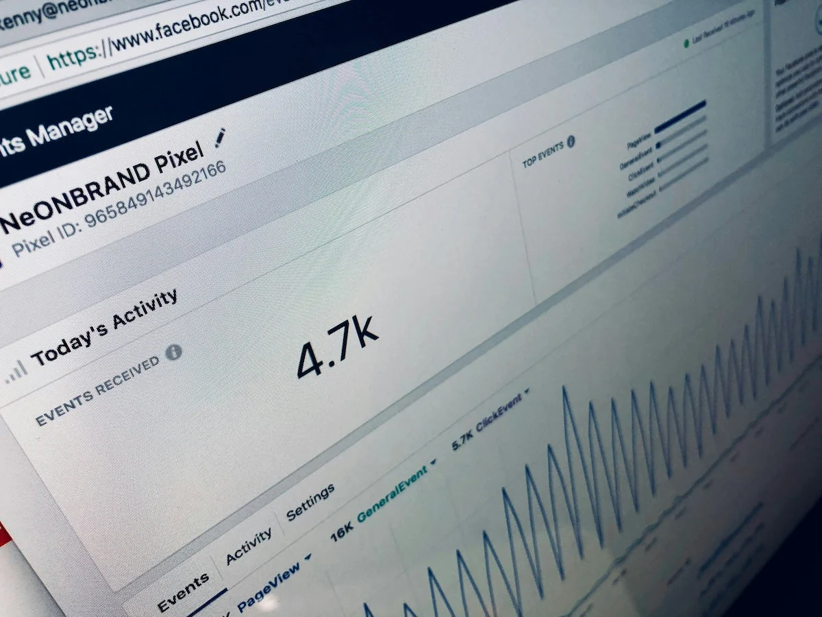 Comment Facebook Ads utilise l&rsquo;IA pour optimiser vos campagnes publicitaires